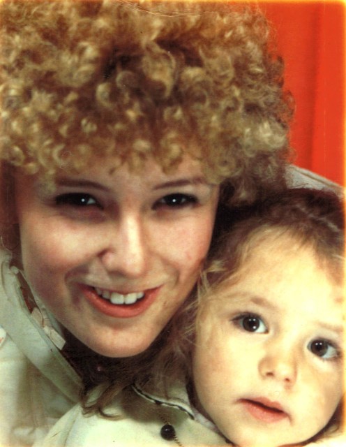 Karen Weaver With Lisa 01
