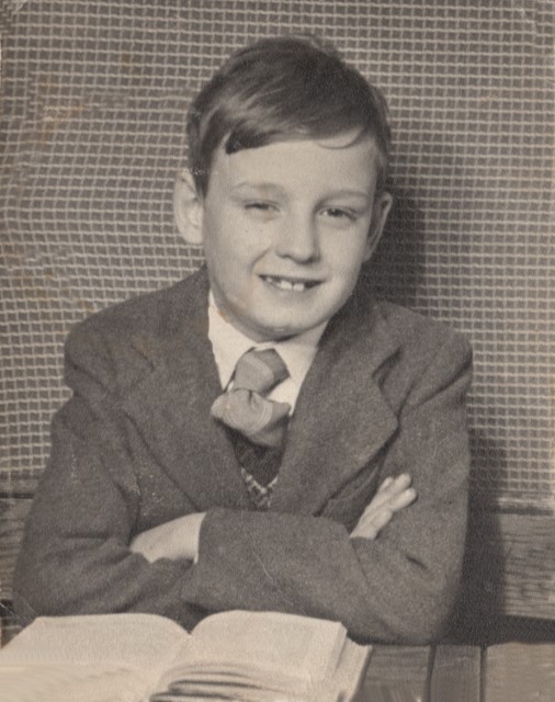 MICHAEL HYDE 02 0
