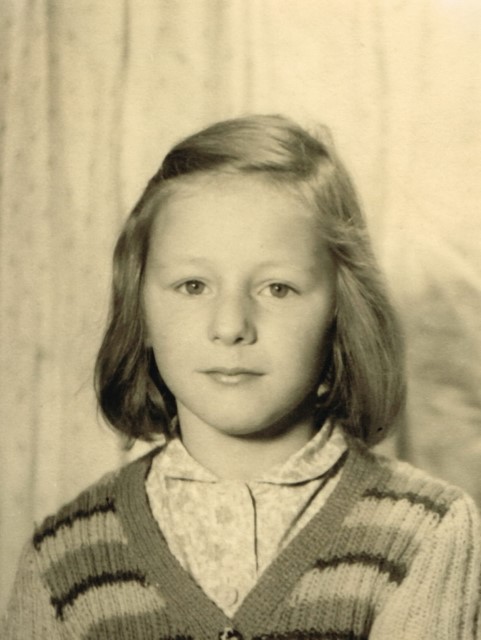 Pam Adams 001
