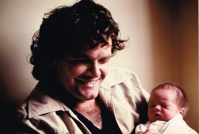 Gavin Johnson With Son James 1 Day Old 18 09 1985 001
