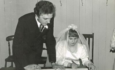 Michael And Vivian Pooles Wedding 00005
