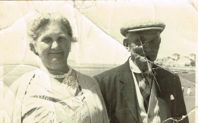 Nan ang Grandad Adams 001
