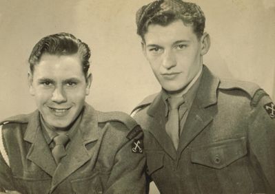 Uncle Ron in Uniform 001
