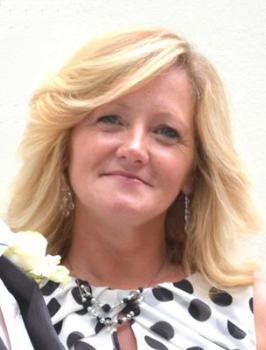 Lynne J Harbutt 1
