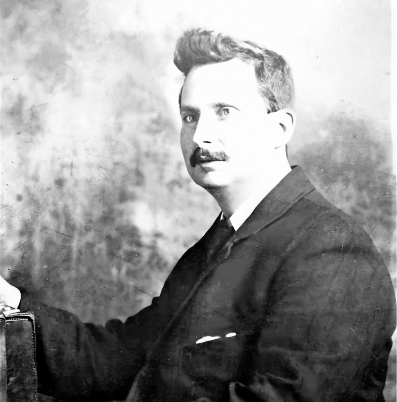 Edward Willetts
