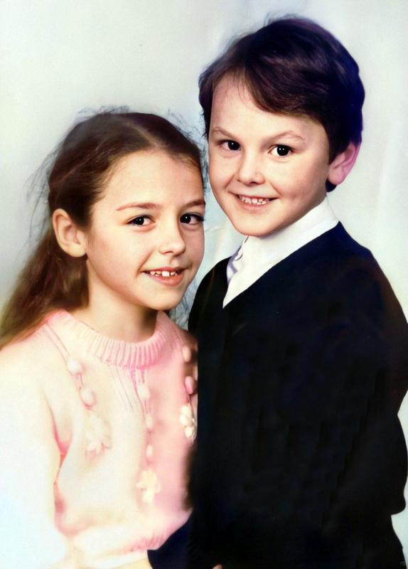 Lisa_And_Lee_001-Color-Restored-Enhanced
