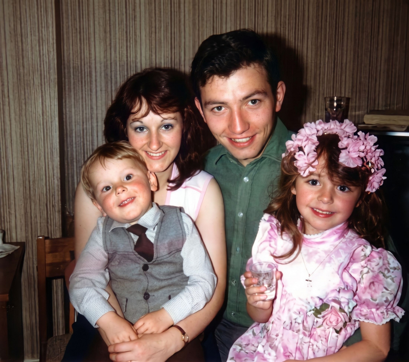Barbara - Steve - Lisa and Lee Harbutt 03
