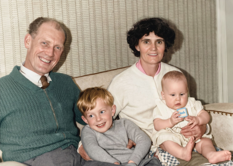 Thomas Leslie Adams - Violet Adams - David and Susan Walker 1
