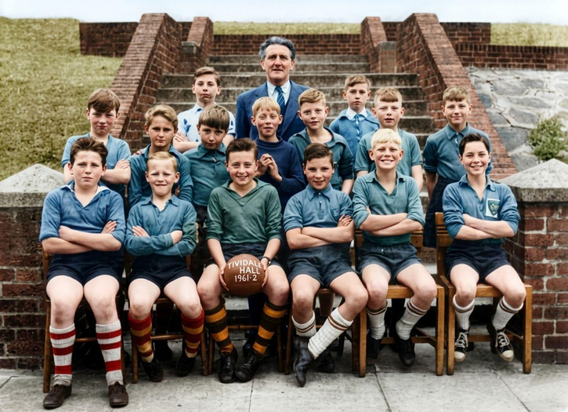 Tividale Hall Juniors - Football Team - Early 1961 - 2 - 01
