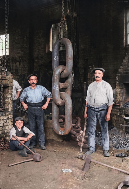 William Grosvenor Working On Titanic Chain at Noah Hingleys Foundry
