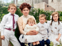 Fanny_Louisa_Bonehill_and_Children.jpg