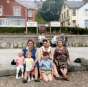 Front_-_Sue_-_Lynne_-_Steve_-_Rear_-_Doreen_-_Margaret_-_Ethel_Dorothy~1.jpg