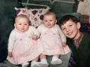 Steve_Harbutt_and_The_Twins_Susan_and_Lynne_-_985.jpg