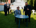 Thomas_and_Les_-_Outdoors~0.jpg